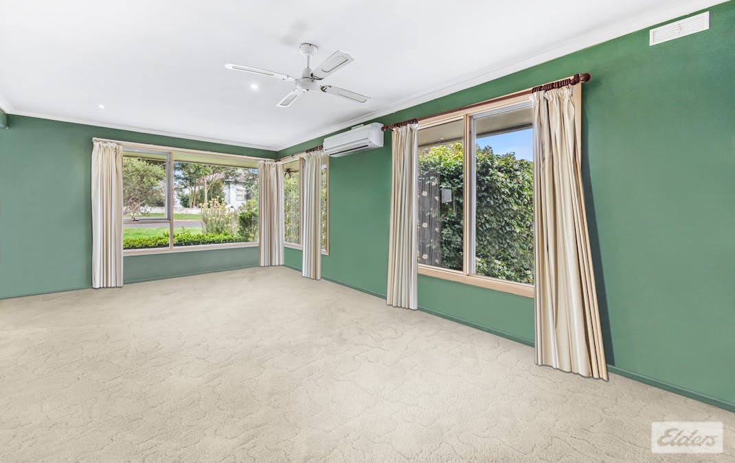 10-12 Paterson Street, Drouin East, VIC, 3818 - Image 12