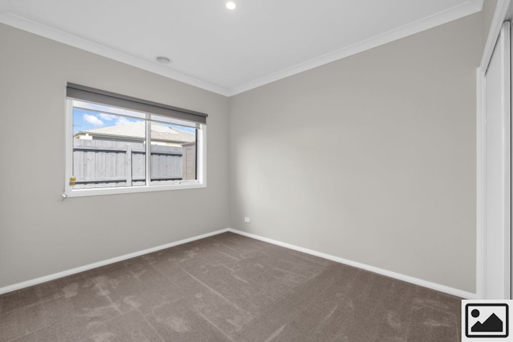 14B Charles Street, Koo Wee Rup, VIC, 3981 - Image 11
