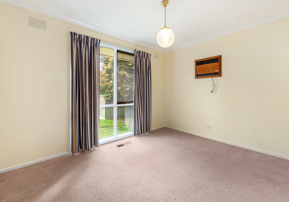 42 Northern Avenue, Newborough, VIC, 3825 - Image 7