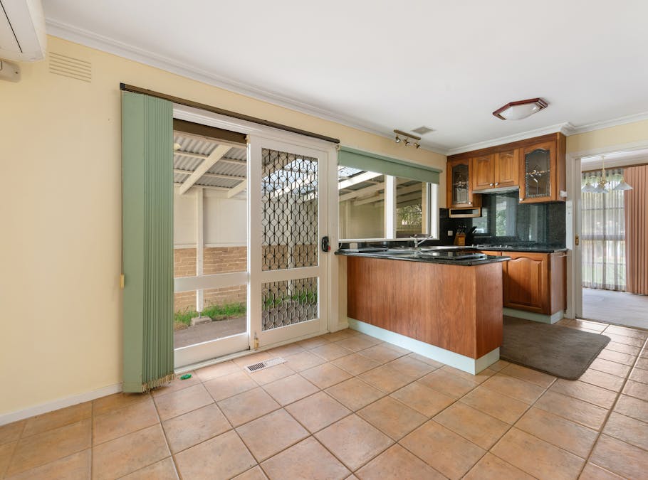 42 Northern Avenue, Newborough, VIC, 3825 - Image 2