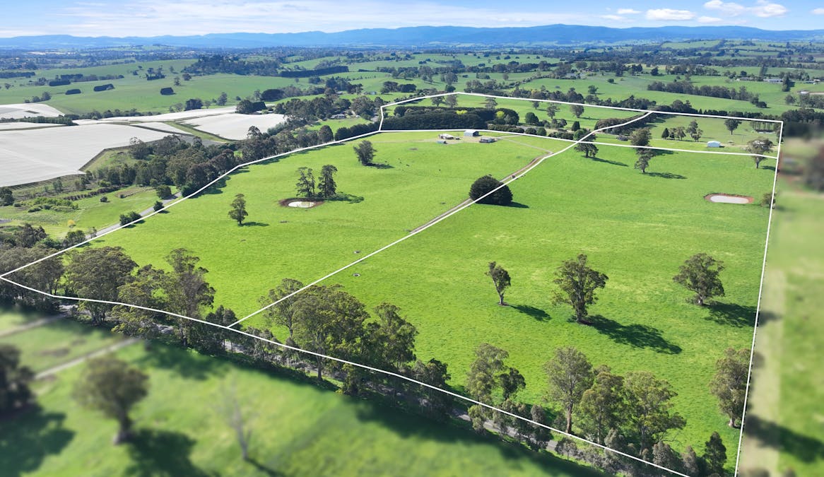 Address upon request - Image 33