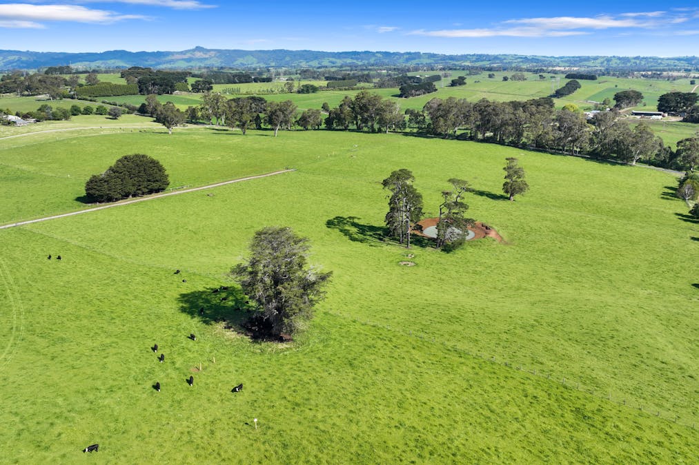 Address upon request - Image 30