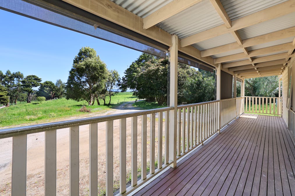 196 Peters Road, Ellinbank, VIC, 3821 - Image 3