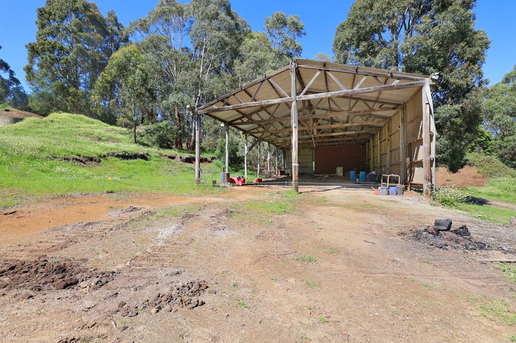 196 Peters Road, Ellinbank, VIC, 3821 - Image 12