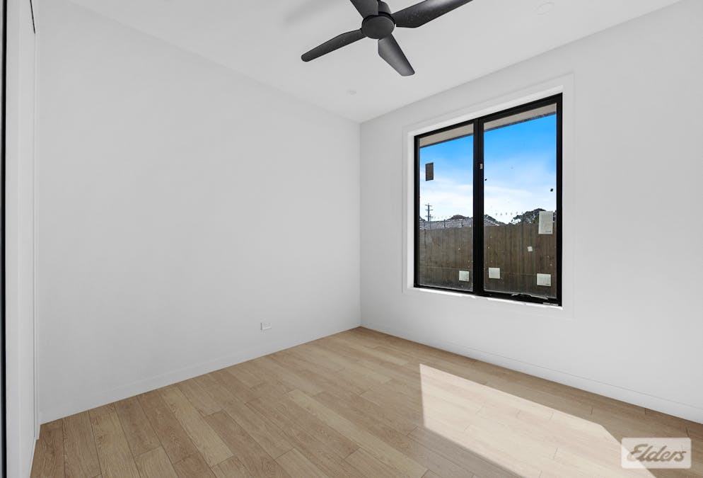 1&2/5 Banksia Street, Warragul, VIC, 3820 - Image 12