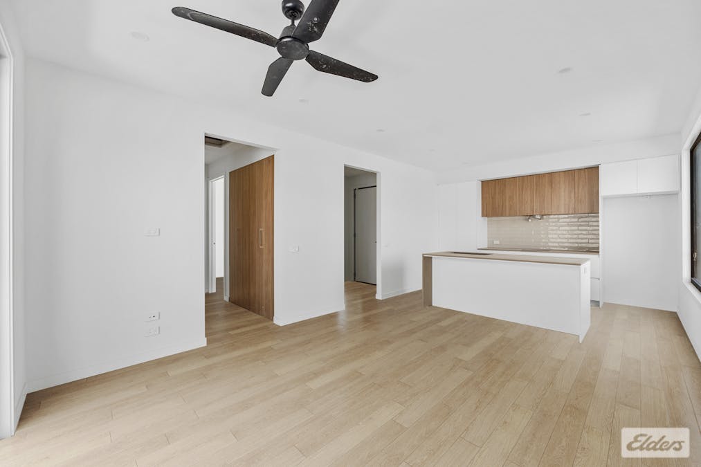 1&2/5 Banksia Street, Warragul, VIC, 3820 - Image 11