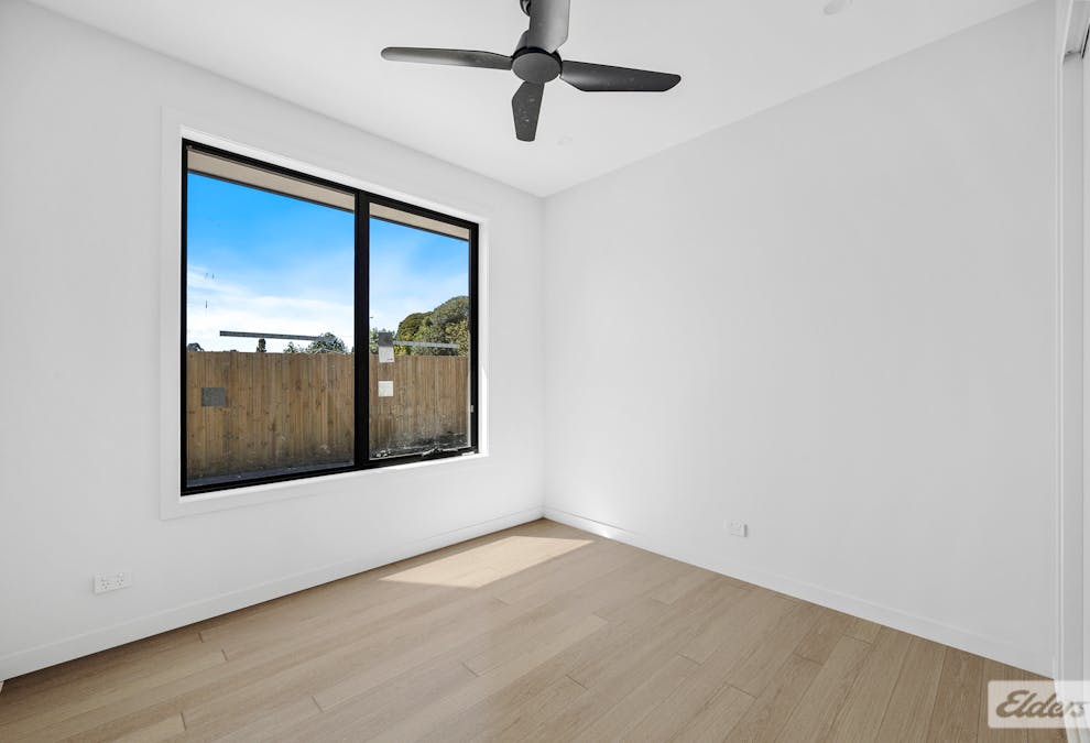 1&2/5 Banksia Street, Warragul, VIC, 3820 - Image 14