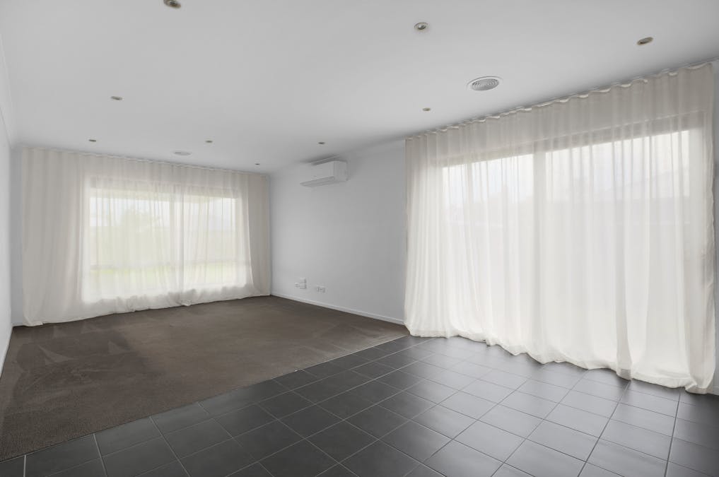 18 Arapiles Drive, Moe, VIC, 3825 - Image 4