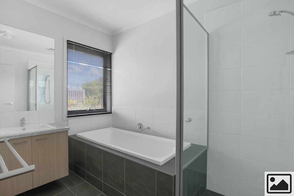 1 Aurora Drive, Moe, VIC, 3825 - Image 8