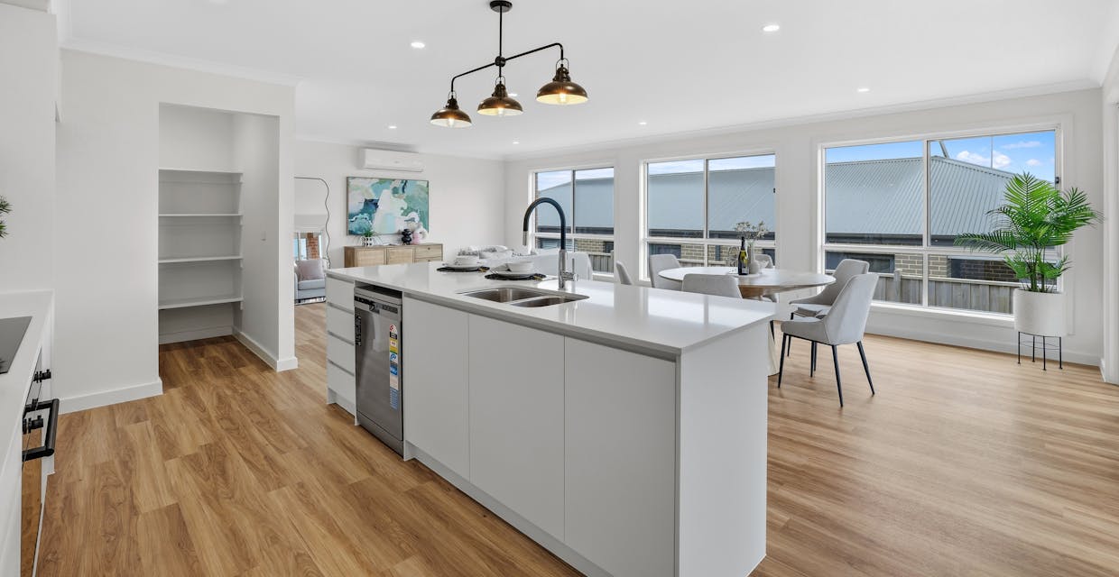 15 Hart Drive, Warragul, VIC, 3820 - Image 2