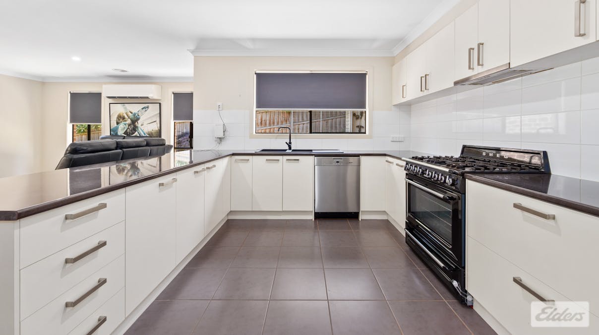 26 Longwarry Road, Drouin, VIC, 3818 - Image 5