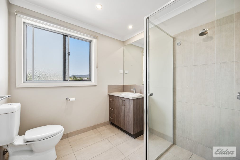 10 Avoca Place, Moe, VIC, 3825 - Image 9