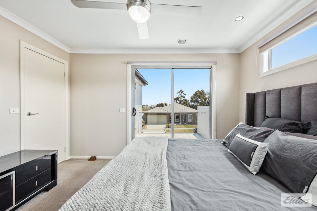 10 Avoca Place, Moe, VIC, 3825 - Image 8