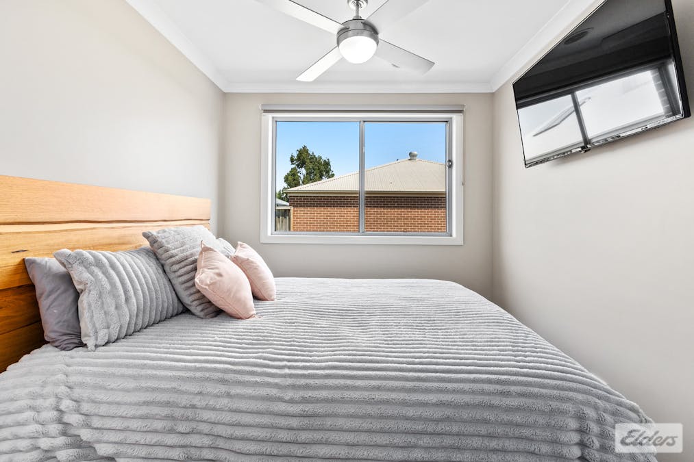 10 Avoca Place, Moe, VIC, 3825 - Image 13