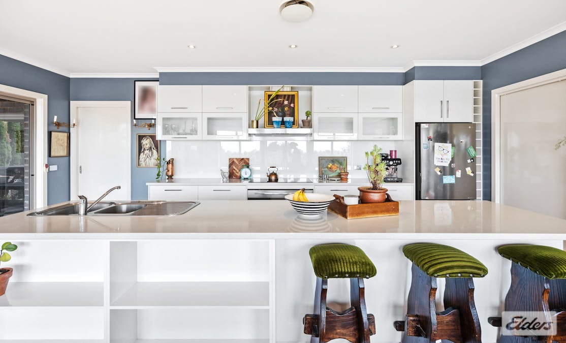 2 Billingsley Court, Moe, VIC, 3825 - Image 6