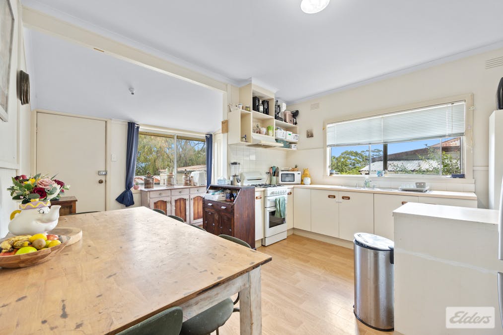 6 Peacock Street, Mirboo North, VIC, 3871 - Image 8