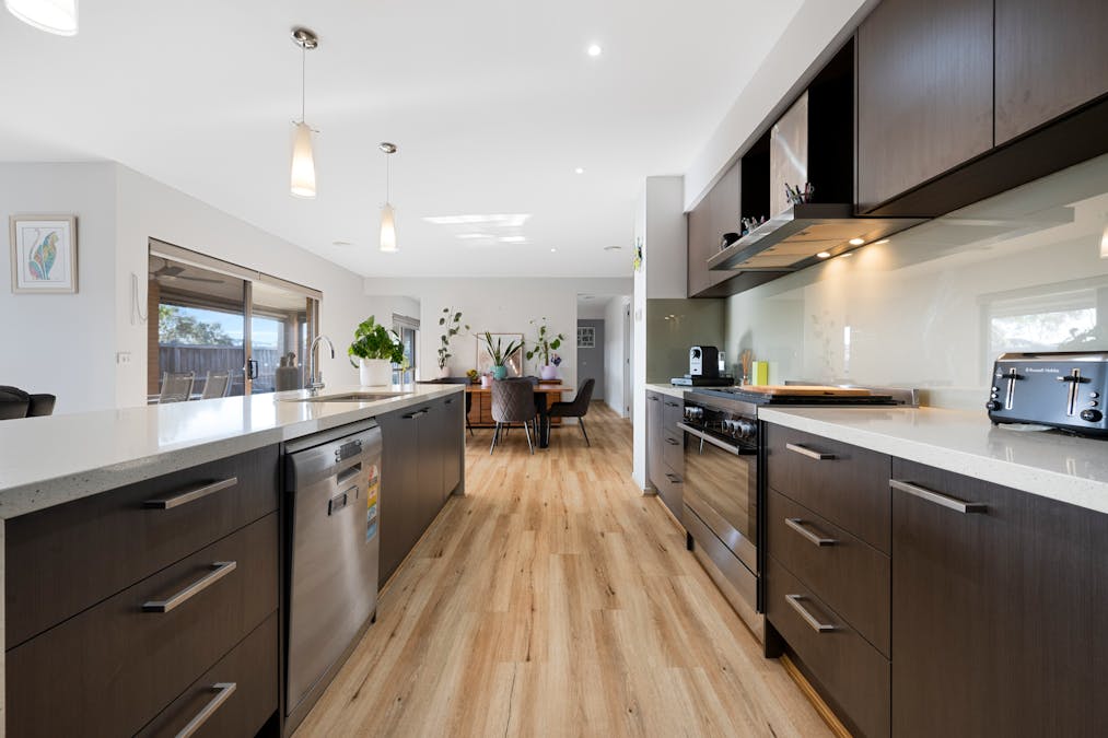 18 Limestone Court, Warragul, VIC, 3820 - Image 5