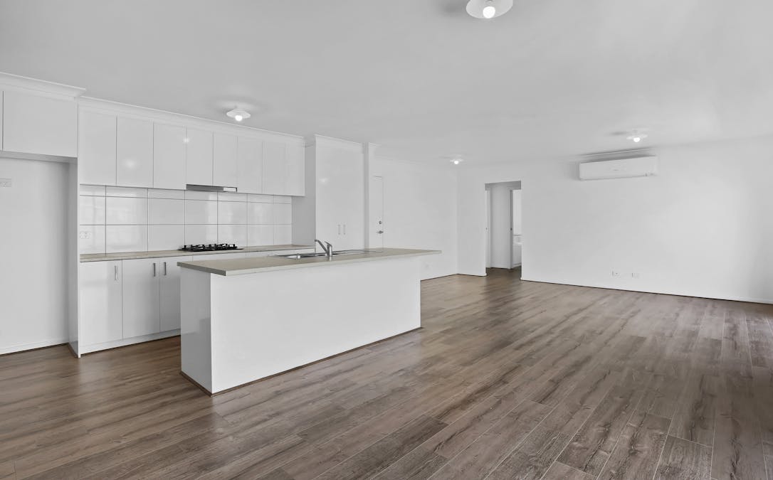 7 Omaru Court, Churchill, VIC, 3842 - Image 3