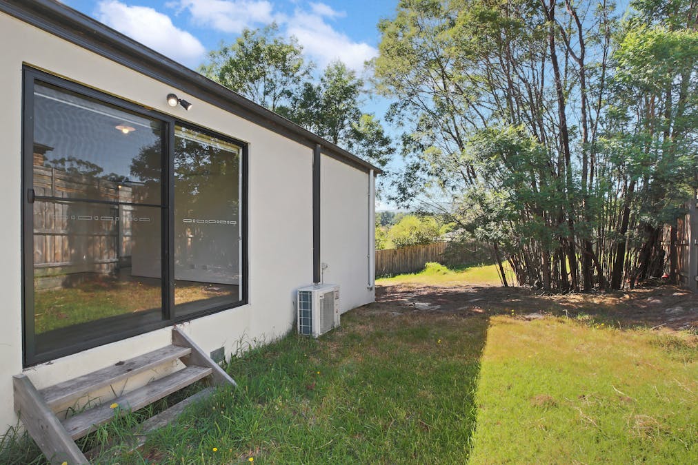 7 Omaru Court, Churchill, VIC, 3842 - Image 9