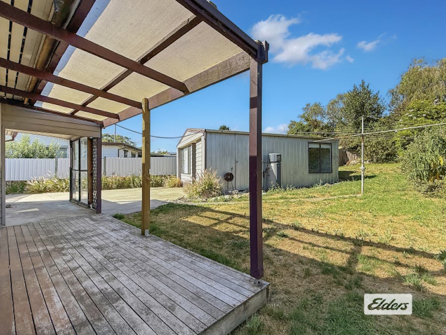 42 Eastern Ave, Newborough, VIC, 3825 - Image 8
