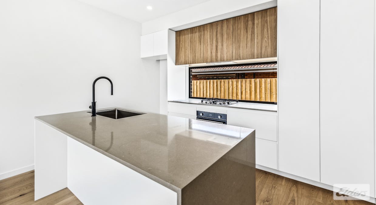 2/5 Banksia Street, Warragul, VIC, 3820 - Image 3