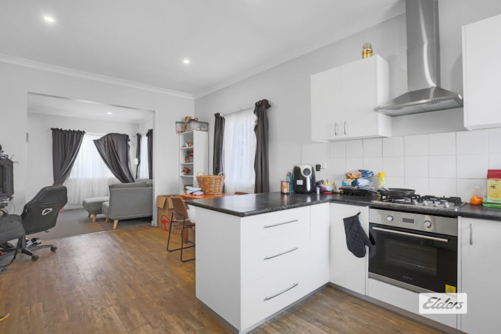 27 Murray Road, Newborough, VIC, 3825 - Image 3