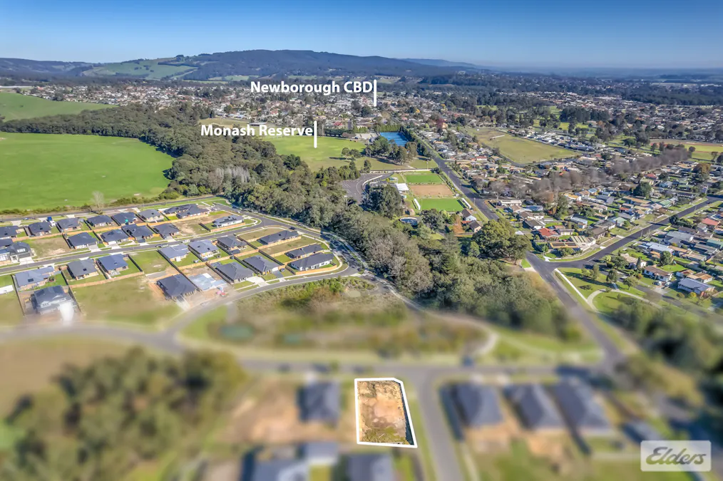 7 Muirfield Boulevard, Newborough, VIC, 3825 - Image 2