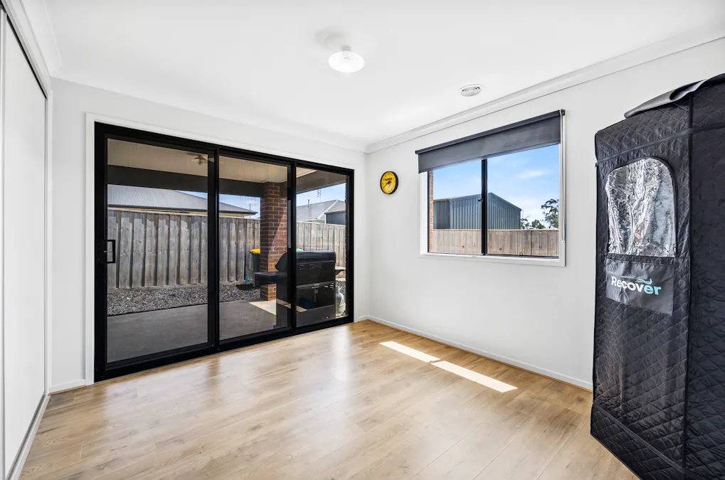 48 Grampians Drive, Moe, VIC, 3825 - Image 16