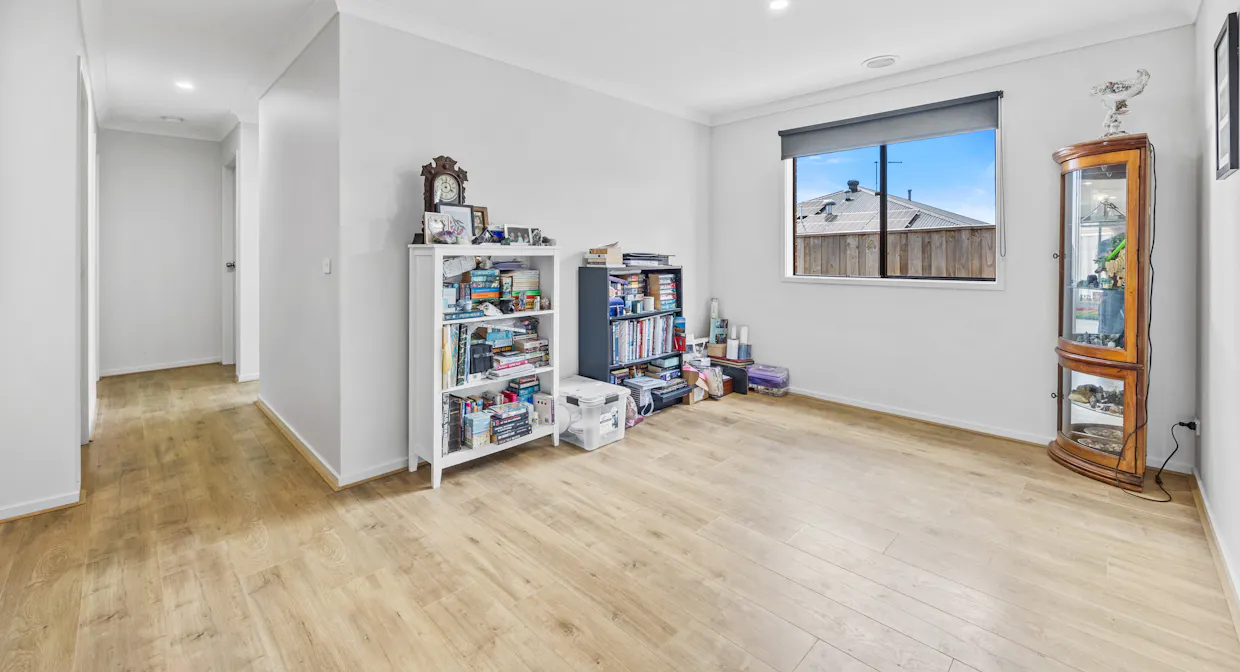 48 Grampians Drive, Moe, VIC, 3825 - Image 12