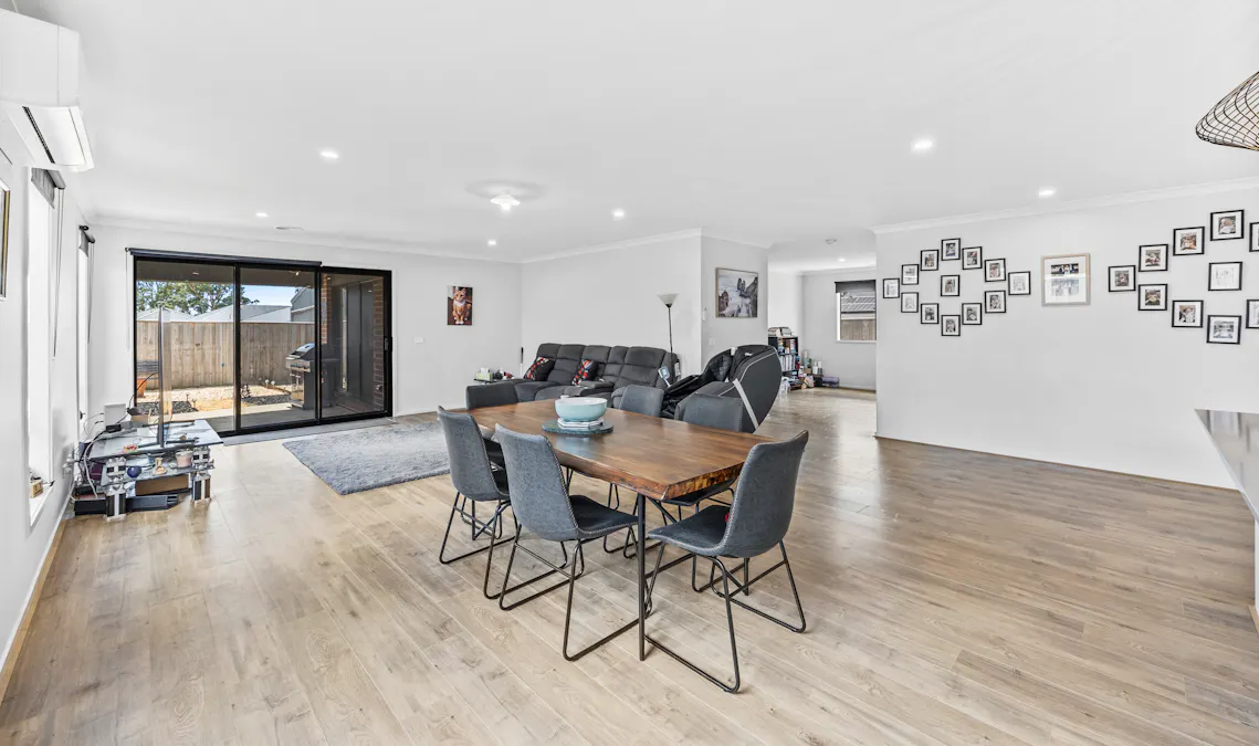 48 Grampians Drive, Moe, VIC, 3825 - Image 8