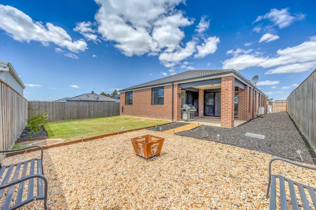 48 Grampians Drive, Moe, VIC, 3825 - Image 18