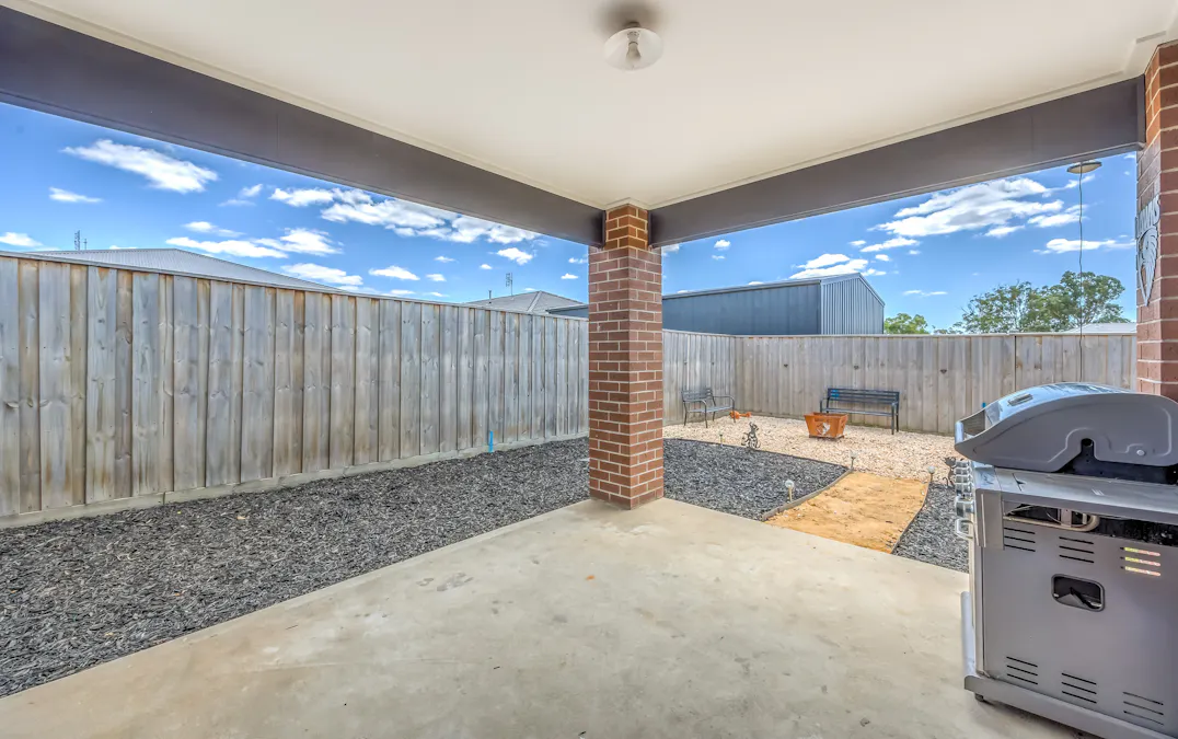 48 Grampians Drive, Moe, VIC, 3825 - Image 19