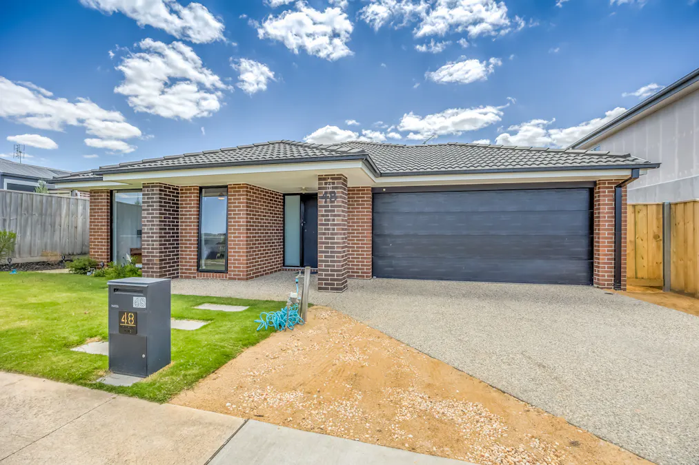 48 Grampians Drive, Moe, VIC, 3825 - Image 3