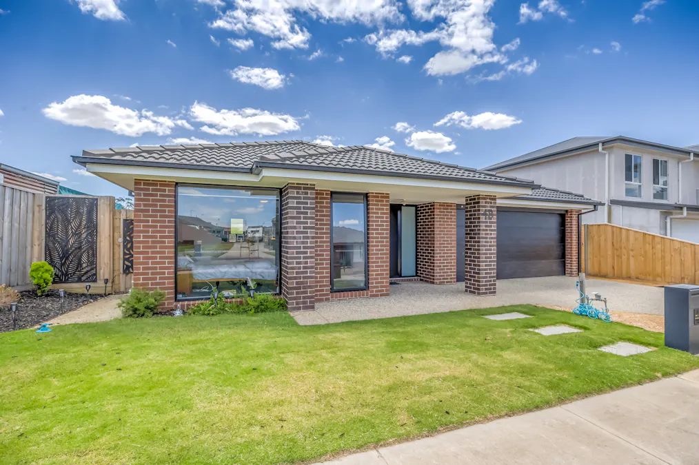 48 Grampians Drive, Moe, VIC, 3825 - Image 2
