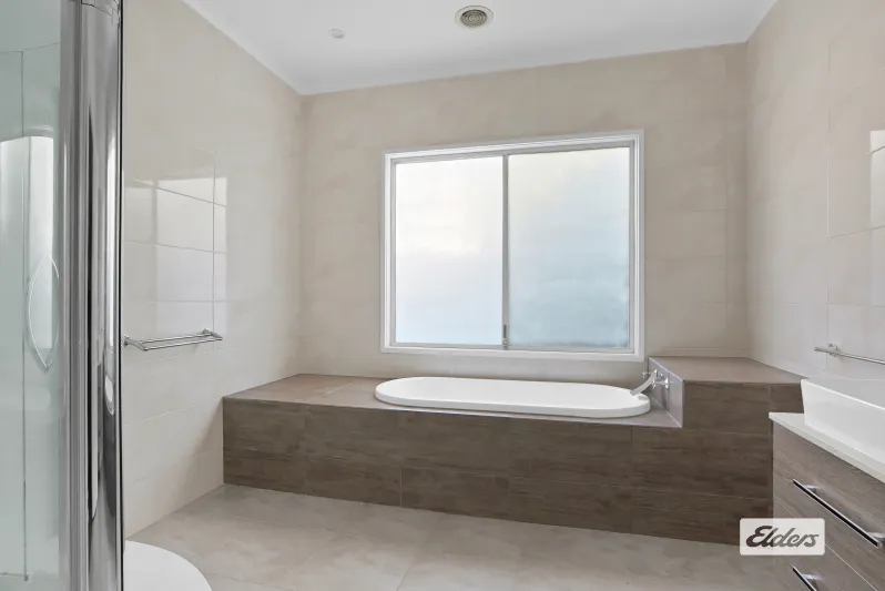 38 Fowler Street, Moe, VIC, 3825 - Image 8