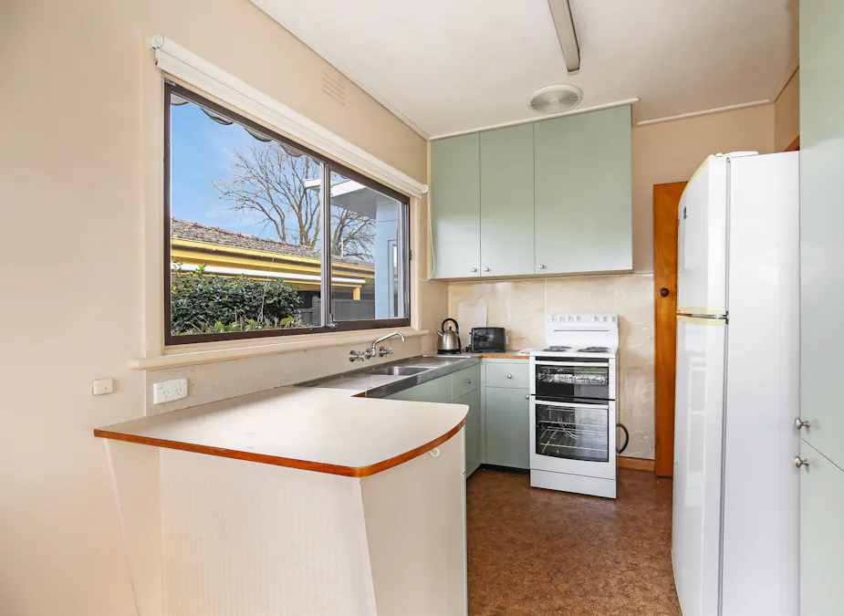 10 Davison Street, Leongatha, VIC, 3953 - Image 4