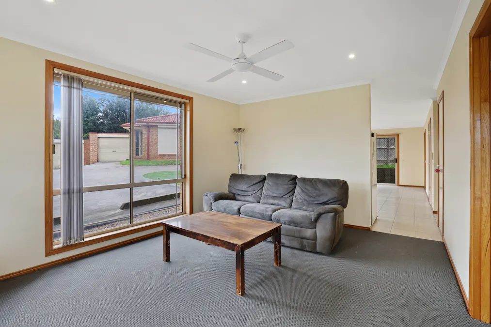11/6B Hatfield Drive, Drouin, VIC, 3818 - Image 3