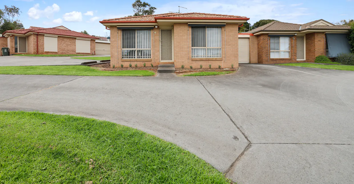 11/6B Hatfield Drive, Drouin, VIC, 3818 - Image 2