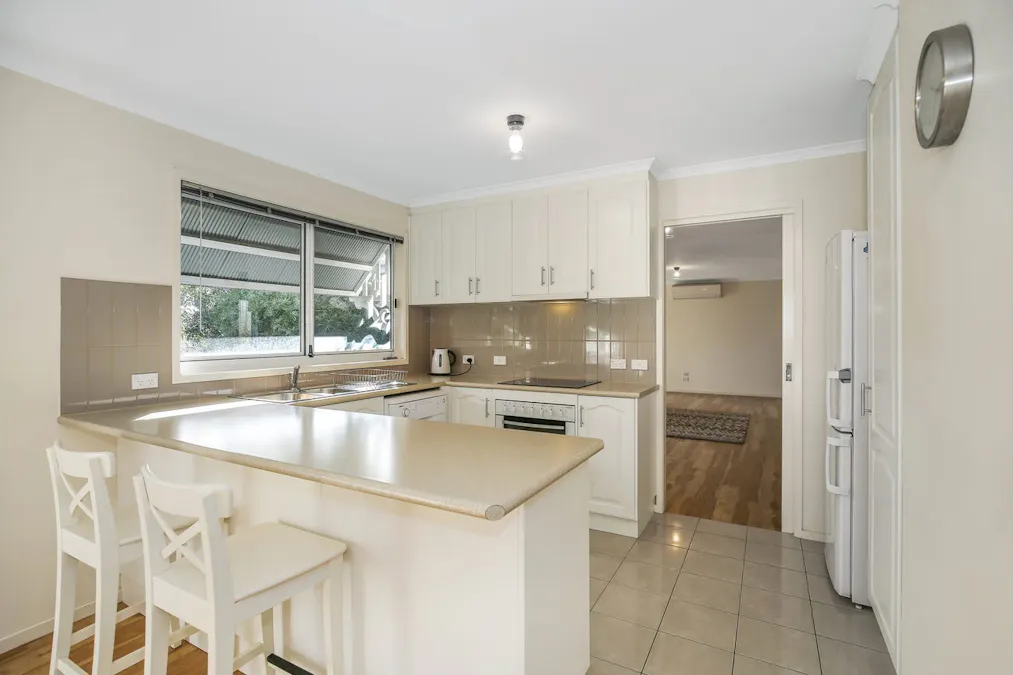 6 Dowel Court, Korumburra, VIC, 3950 - Image 3