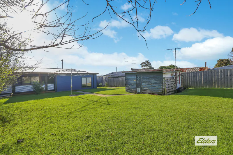 17 Childers Street, Newborough, VIC, 3825 - Image 9