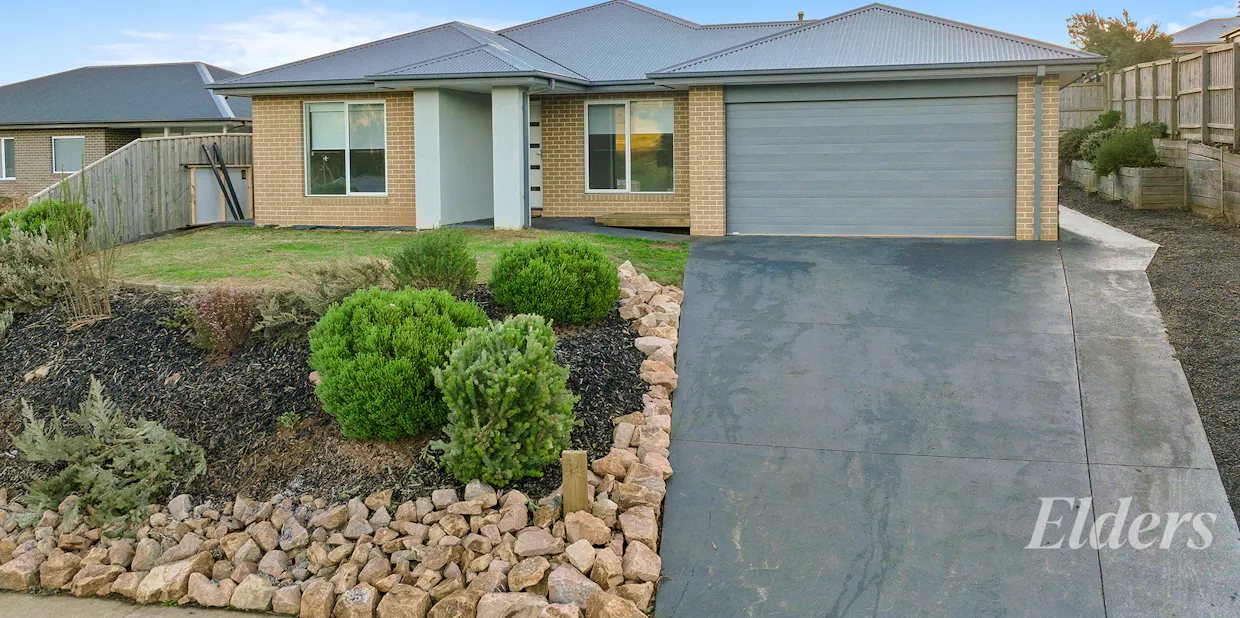 14 Kookaburra Grove, Neerim South, VIC, 3831 - Image 1