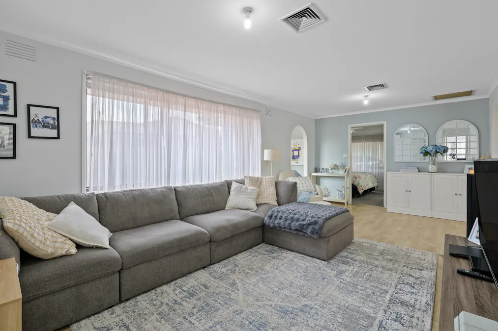37 Abbott Street, Moe, VIC, 3825 - Image 2