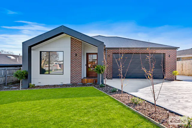 11 Moe Street — photo from Elders Real Estate Warragul and Moe