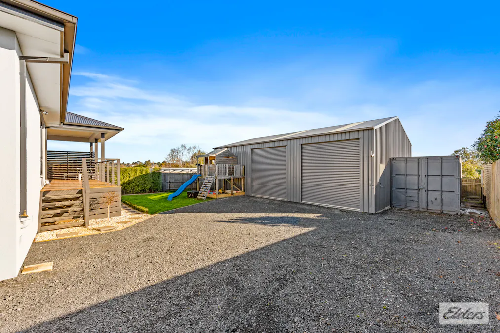 11 Moe Street, Drouin, VIC, 3818 - Image 19