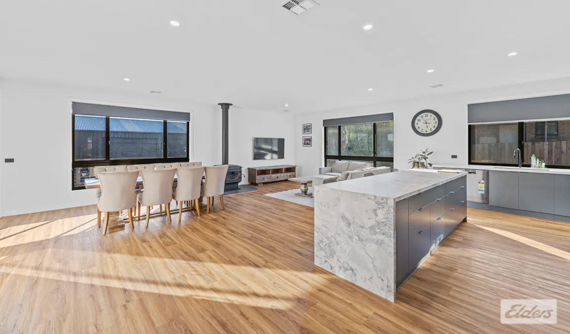 11 Moe Street, Drouin, VIC, 3818 - Image 7