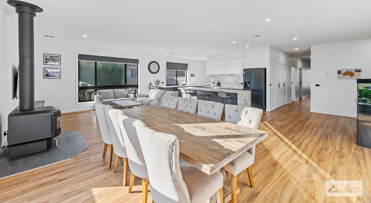 11 Moe Street, Drouin, VIC, 3818 - Image 5