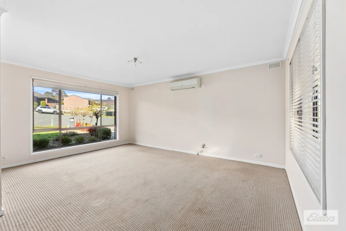 7 Leonis Court — photo 3 of 13