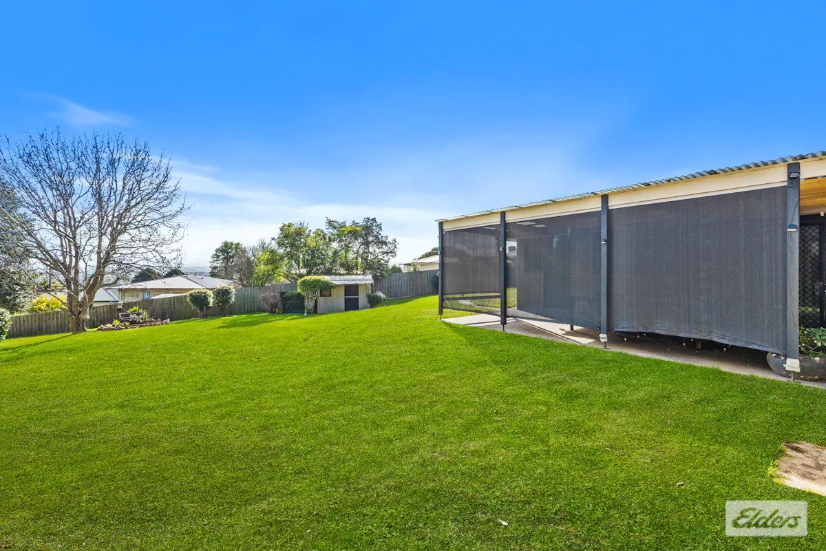 7 Leonis Court — photo 11 of 13