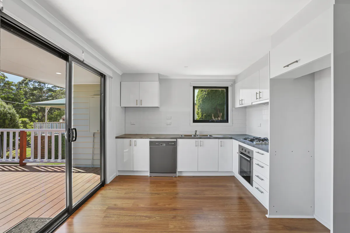84 Ranceby Road — photo 5 of 15