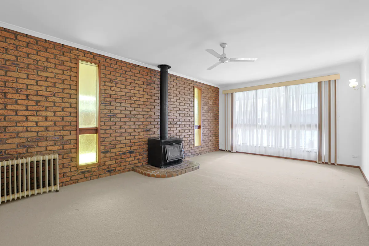 10 Castle Street — photo 2 of 11